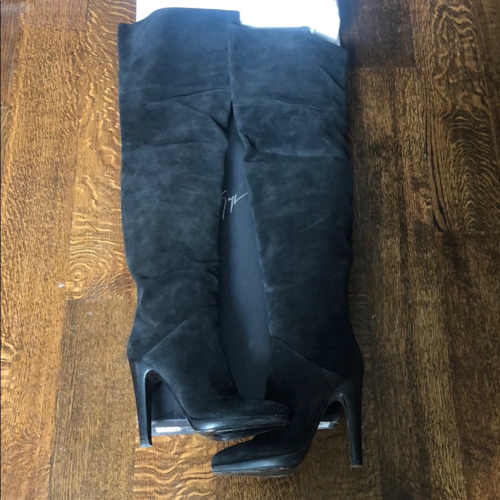 Giuseppe Zannoti black suede over the knee boots